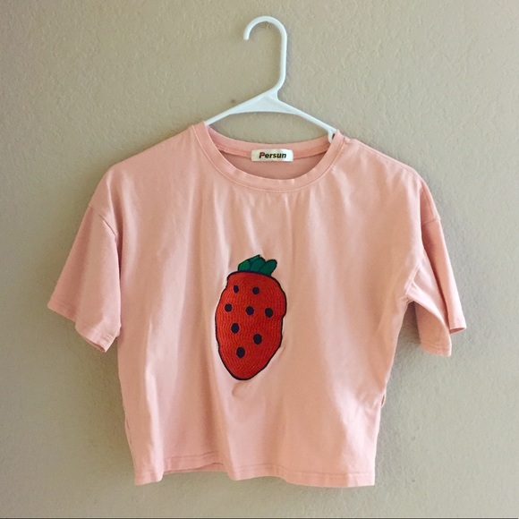 Vintage Tops - Vintage Strawberry Crop Top